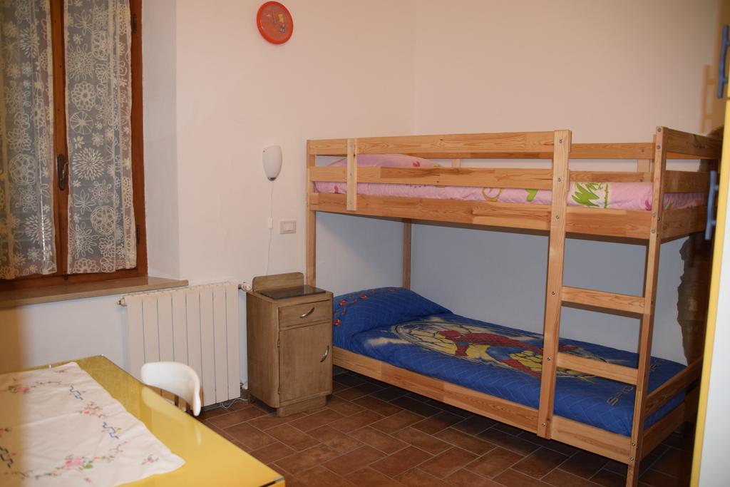 Apartment Casa Antica Кьянни Экстерьер фото
